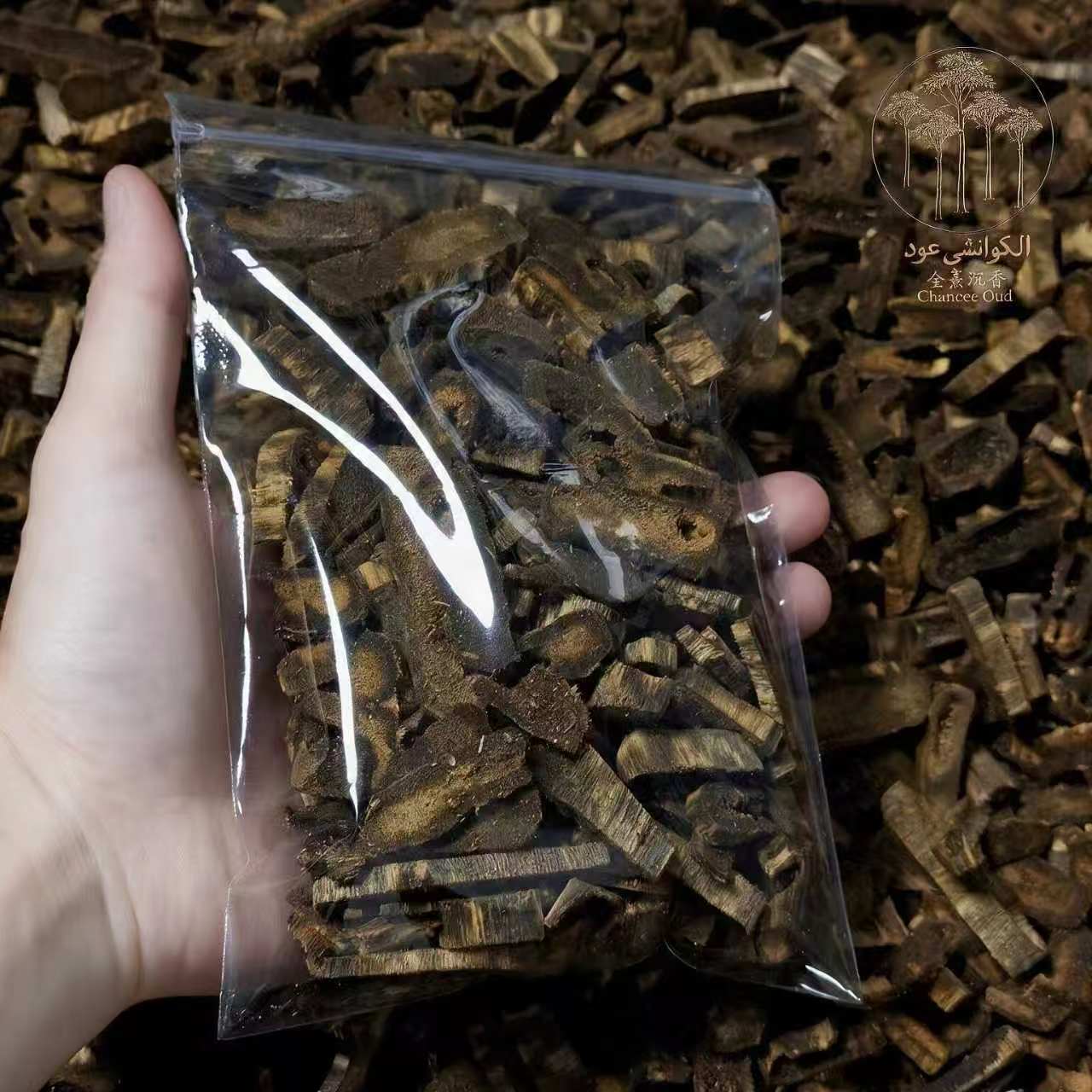 ✨ رقائق عود أسود غني بالدهن | Premium Dark Resin Agarwood Chips ✨